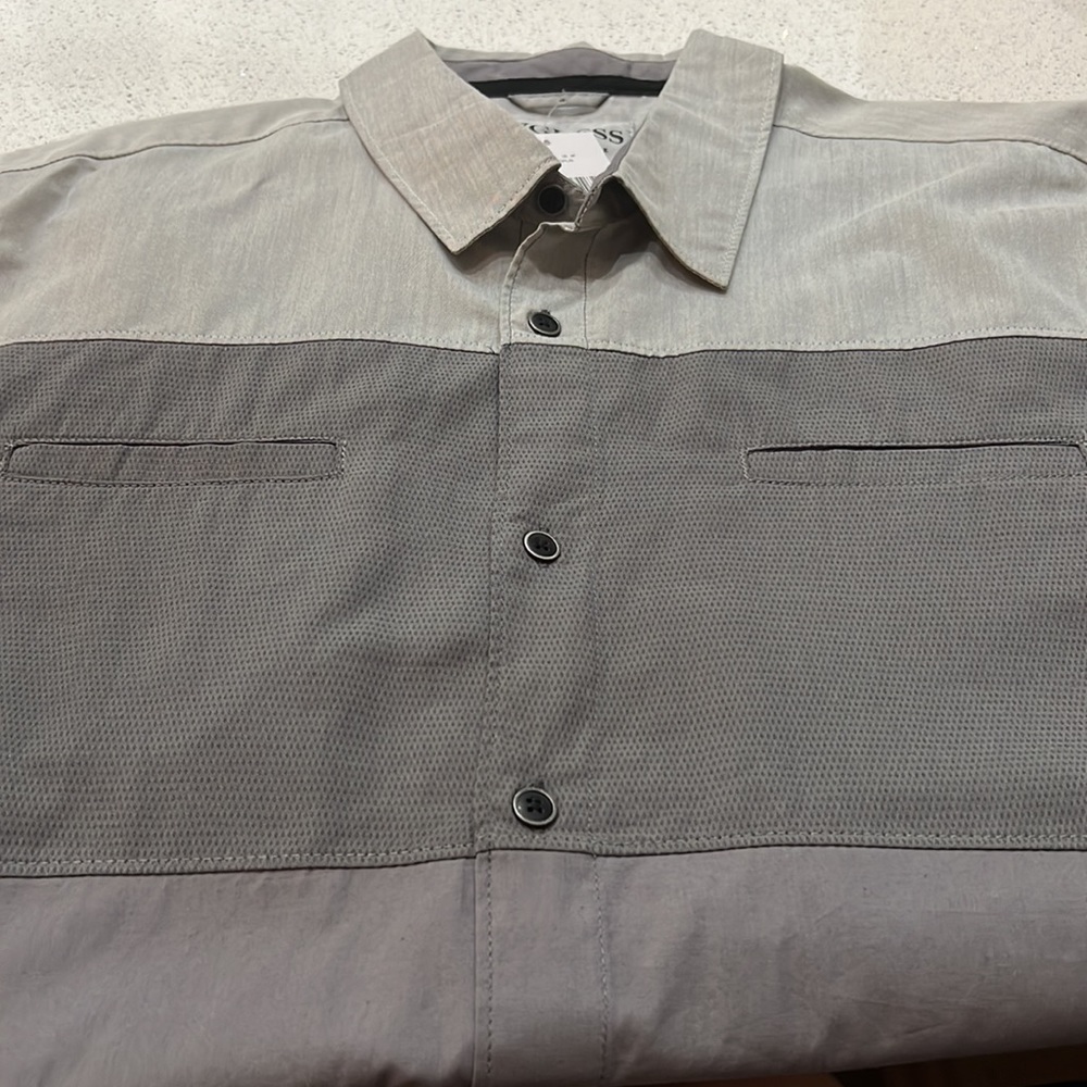Men’s Guess slim fit short sleeve button down shirt size XXL
